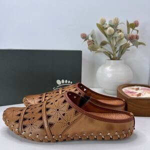 Spring Step Fusalide Leather Slip on Clog Light Brown Comfort Shoe Women 8.5 NWB